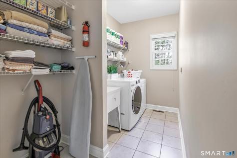 111 Stones Throw Trumbull CT 06611