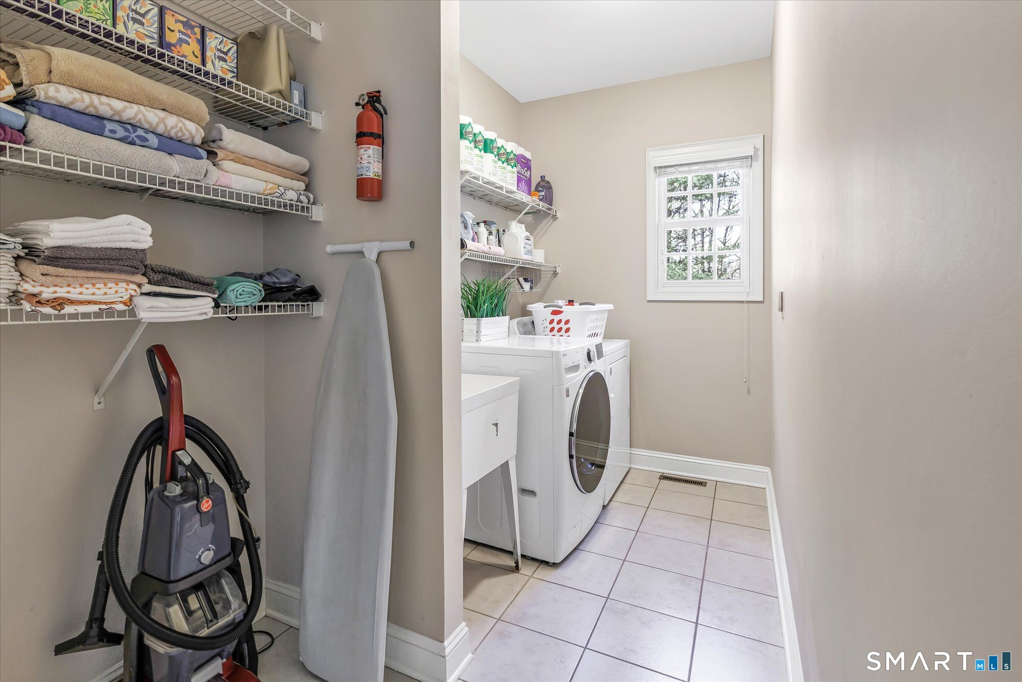 111 Stones Throw Trumbull CT 06611