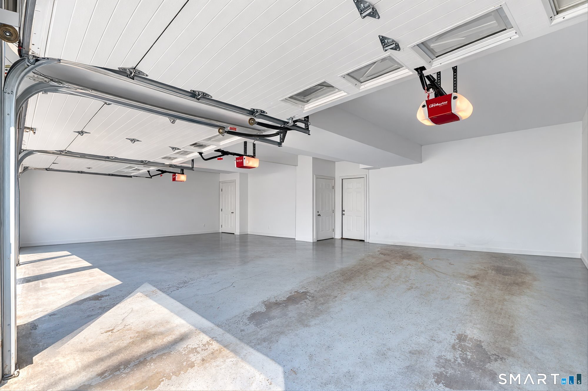 111 Stones Throw Trumbull CT 06611