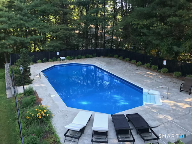111 Stones Throw Trumbull CT 06611