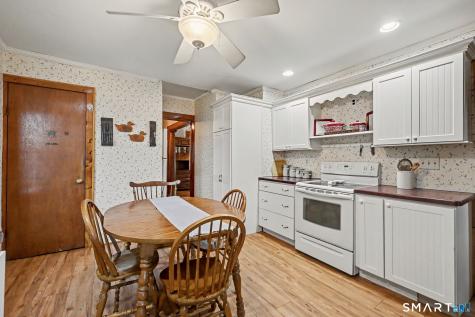 189 Rockwell Avenue Stratford CT 06615