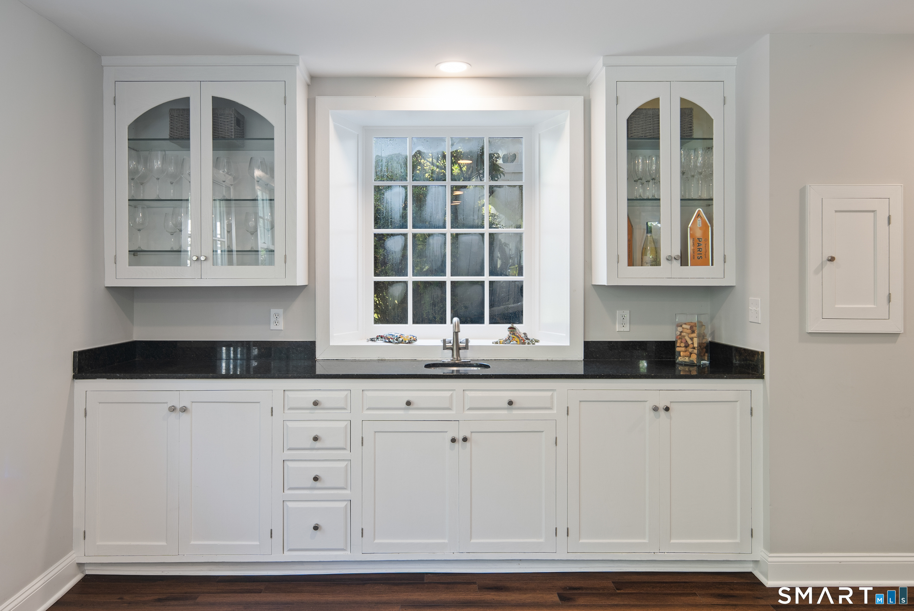 327 Jelliff Mill Road New Canaan CT 06840