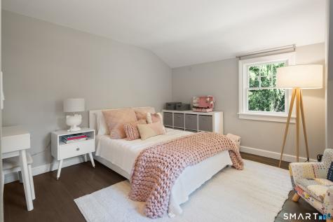 327 Jelliff Mill Road New Canaan CT 06840