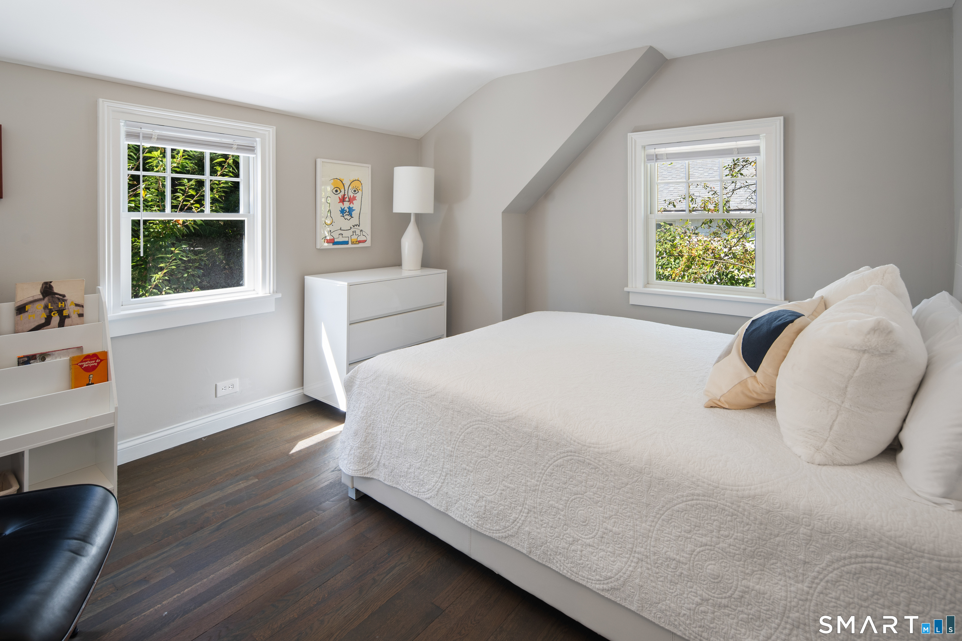 327 Jelliff Mill Road New Canaan CT 06840