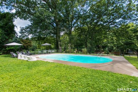 327 Jelliff Mill Road New Canaan CT 06840