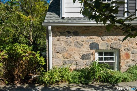327 Jelliff Mill Road New Canaan CT 06840