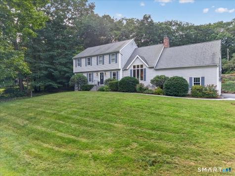 44 Coventry Way Guilford CT 06437