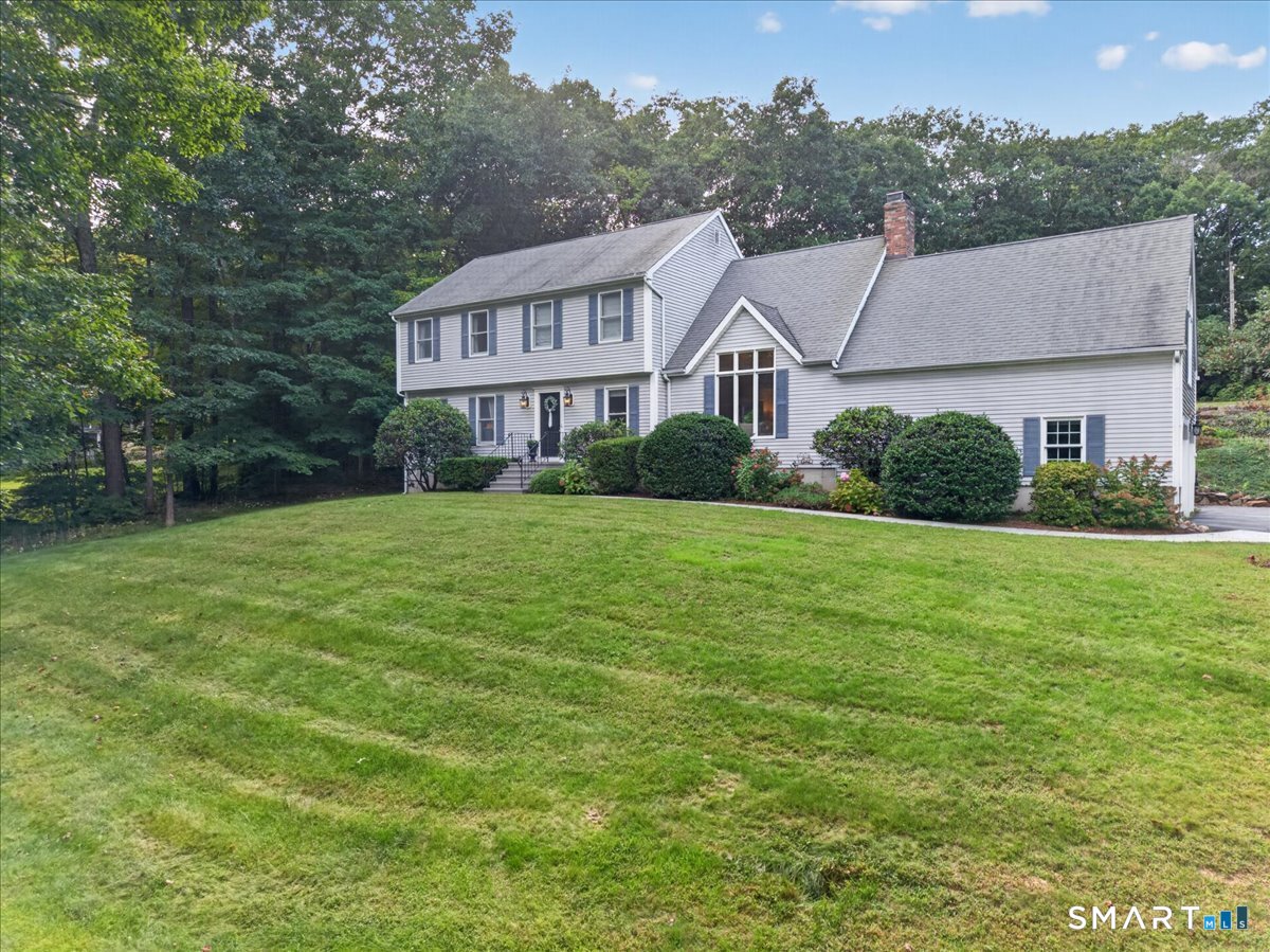 44 Coventry Way Guilford CT 06437