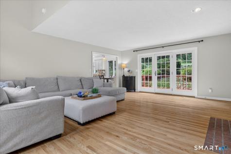44 Coventry Way Guilford CT 06437