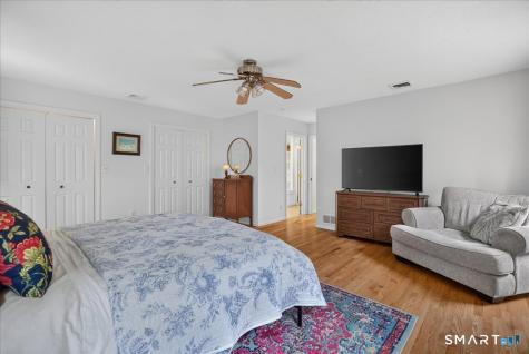 44 Coventry Way Guilford CT 06437