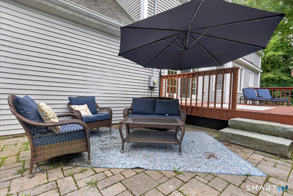 44 Coventry Way Guilford CT 06437