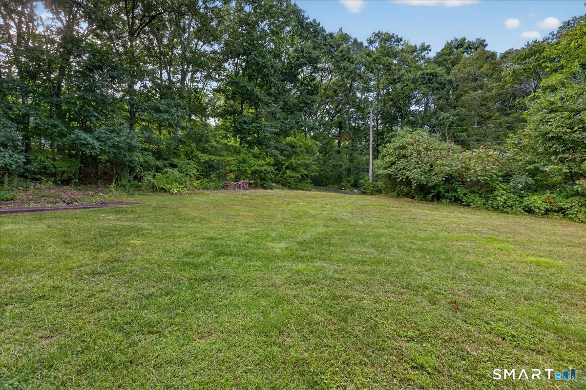 44 Coventry Way Guilford CT 06437