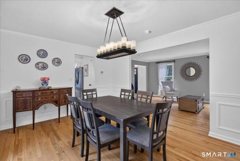 44 Coventry Way Guilford CT 06437
