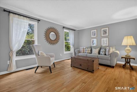 44 Coventry Way Guilford CT 06437