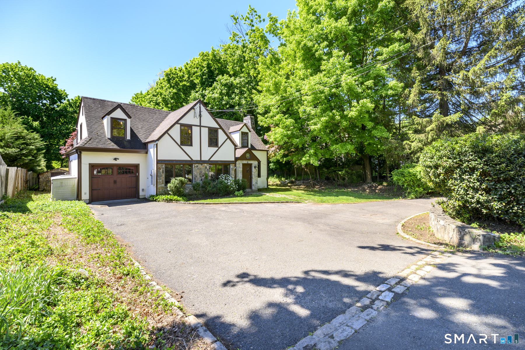 23 Maltbie Avenue Stamford CT 06902