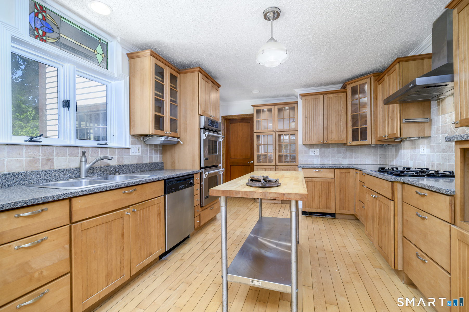23 Maltbie Avenue Stamford CT 06902
