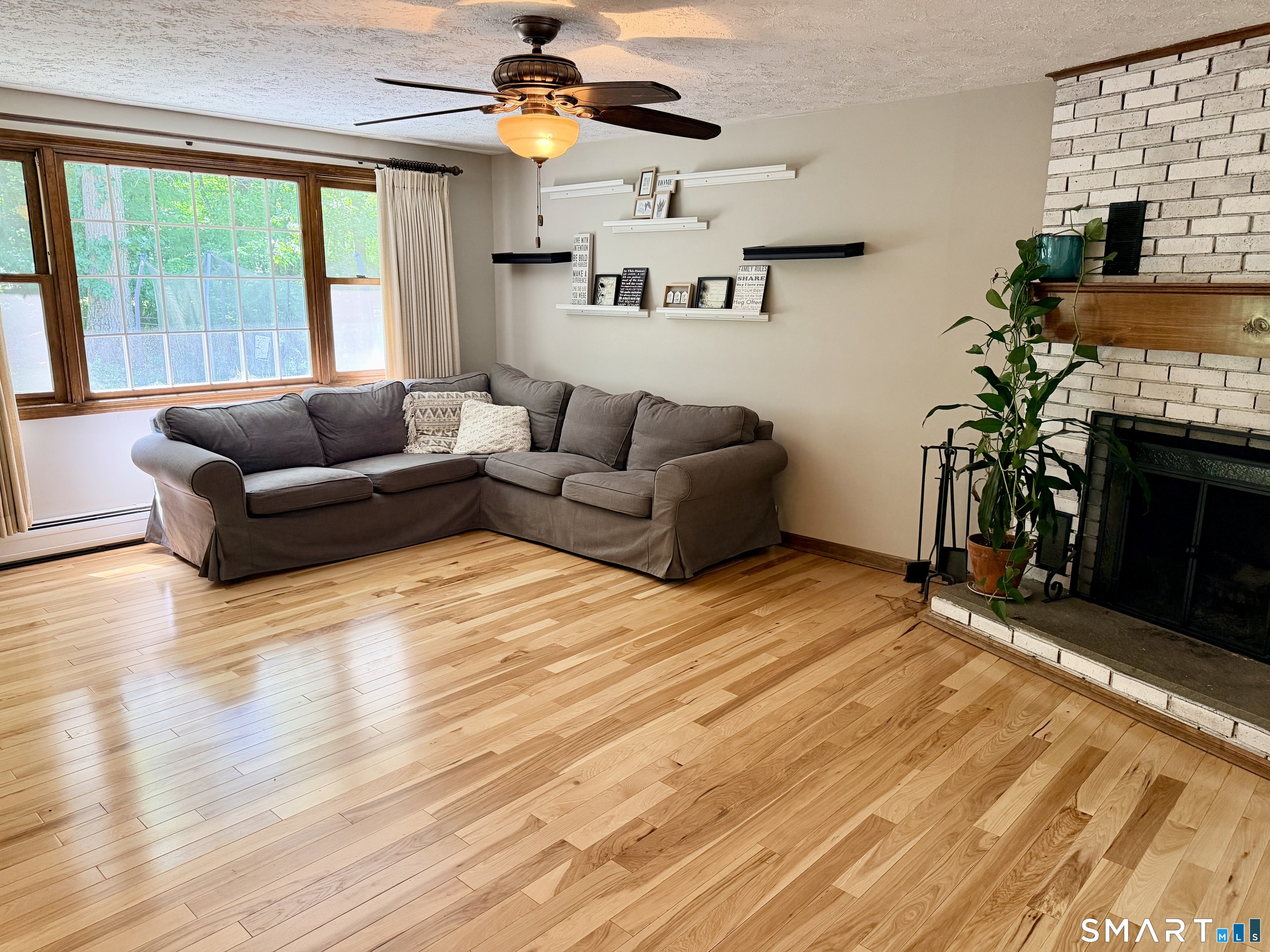 42 Center Road Tolland CT 06084