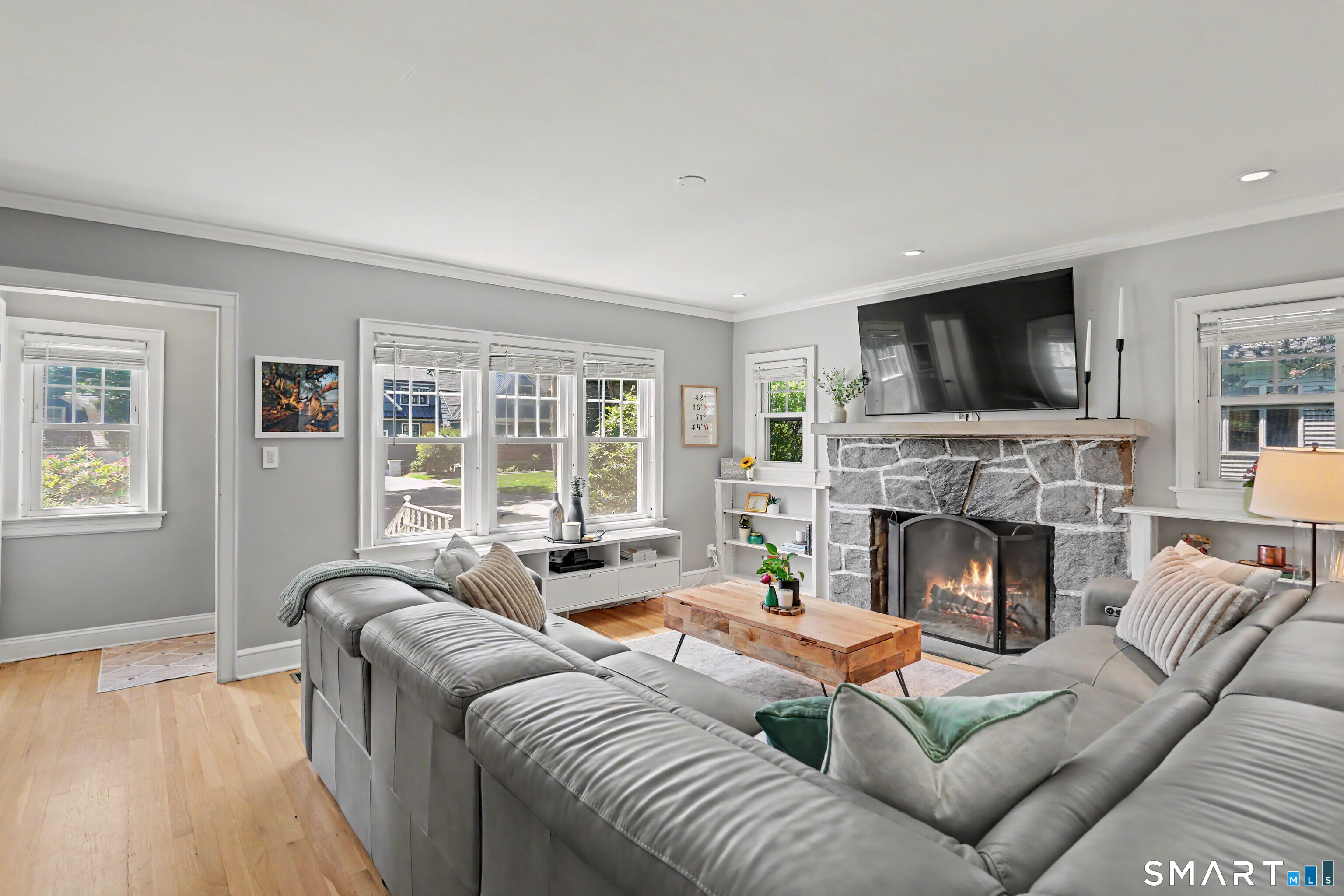 23 Brewster Place Trumbull CT 06611