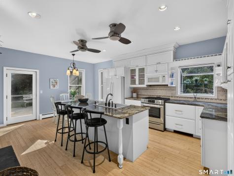 1221 Essex Road Westbrook CT 06498