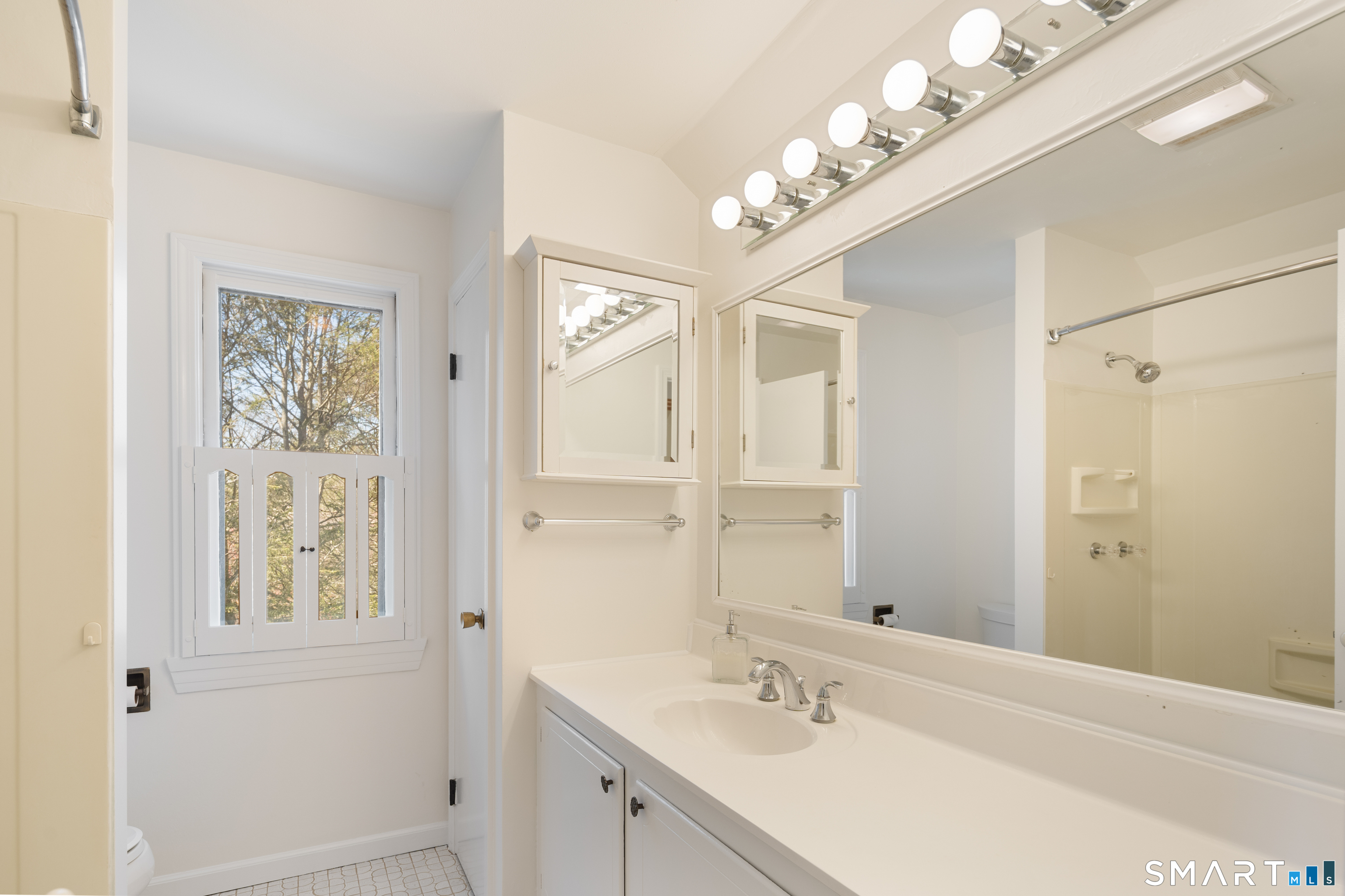 155 Emerald Place Stratford CT 06614