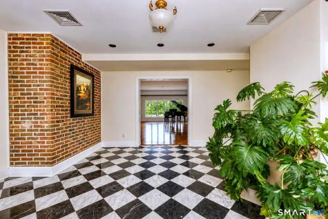 152 West River Street Milford CT 06460