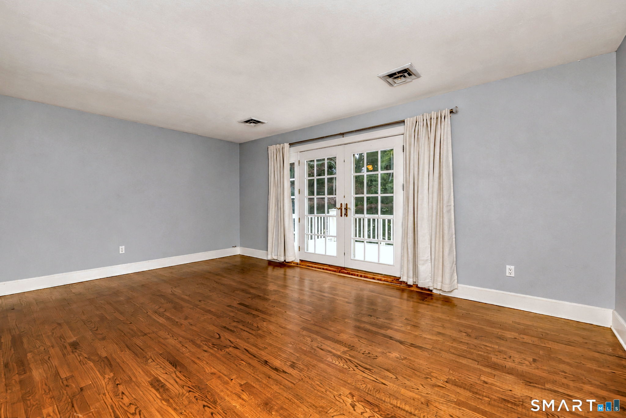 152 West River Street Milford CT 06460