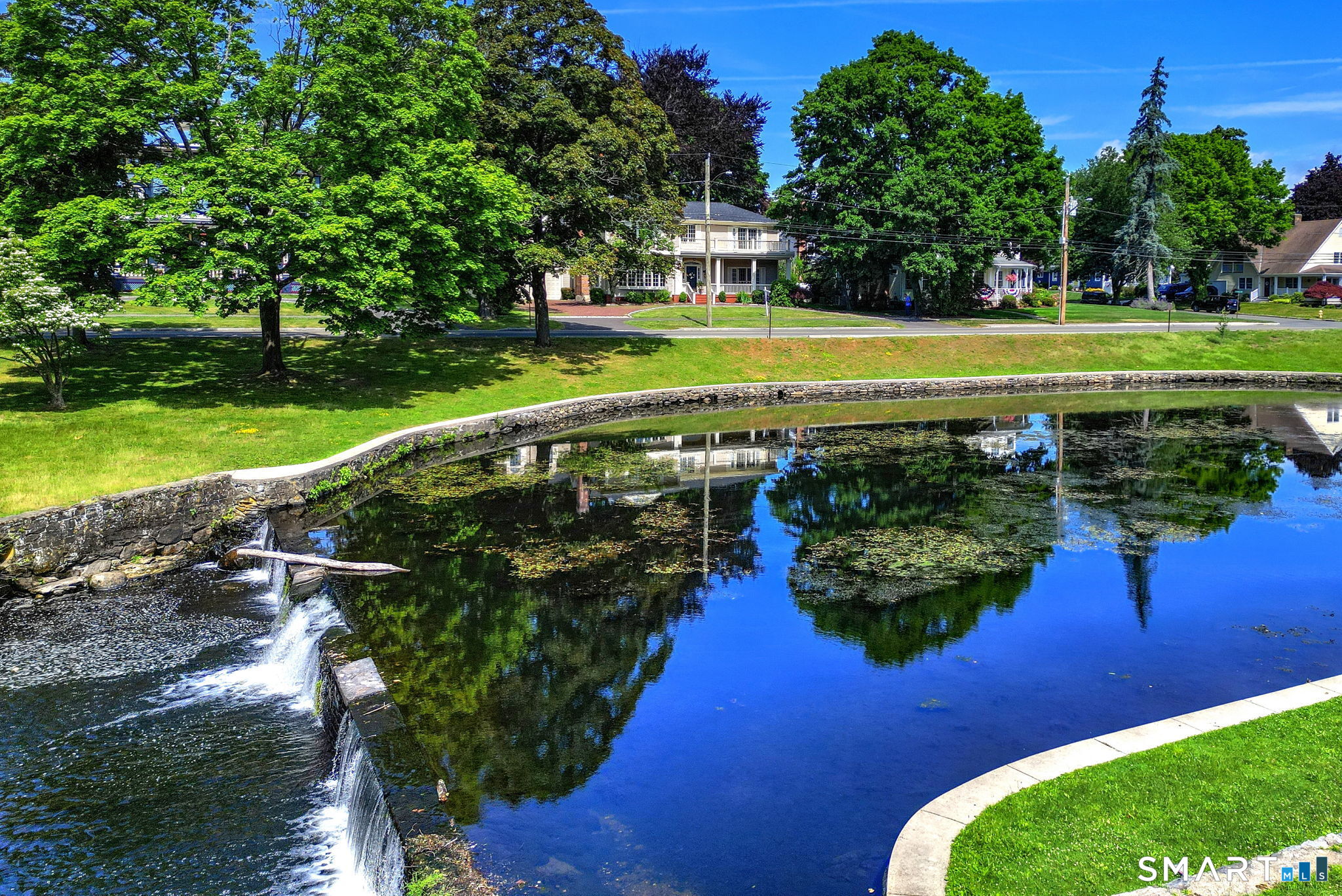 152 West River Street Milford CT 06460