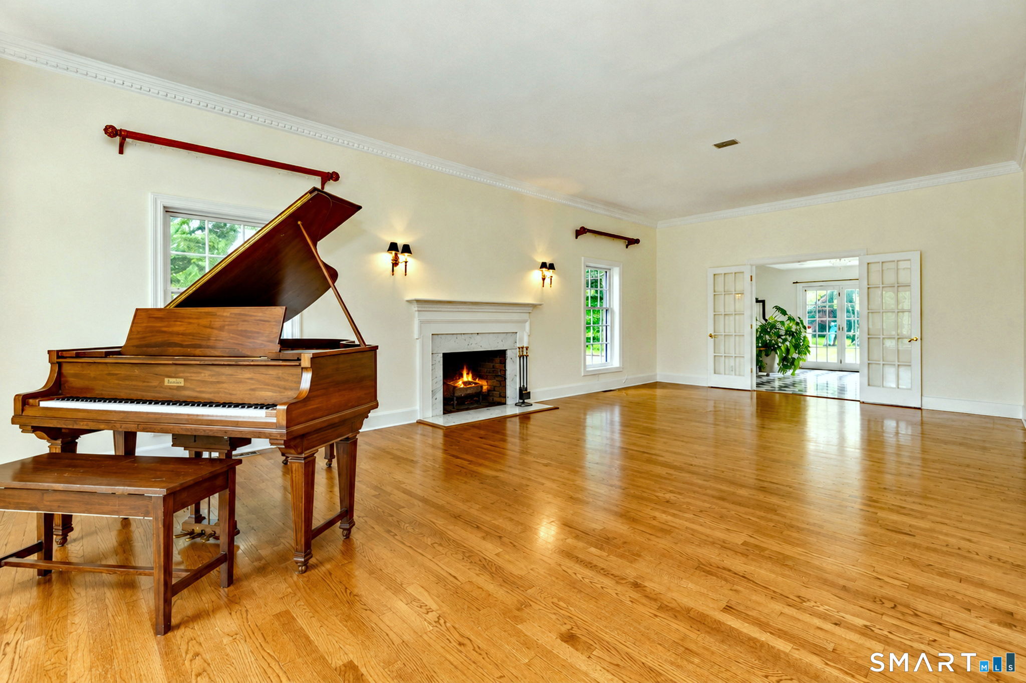 152 West River Street Milford CT 06460