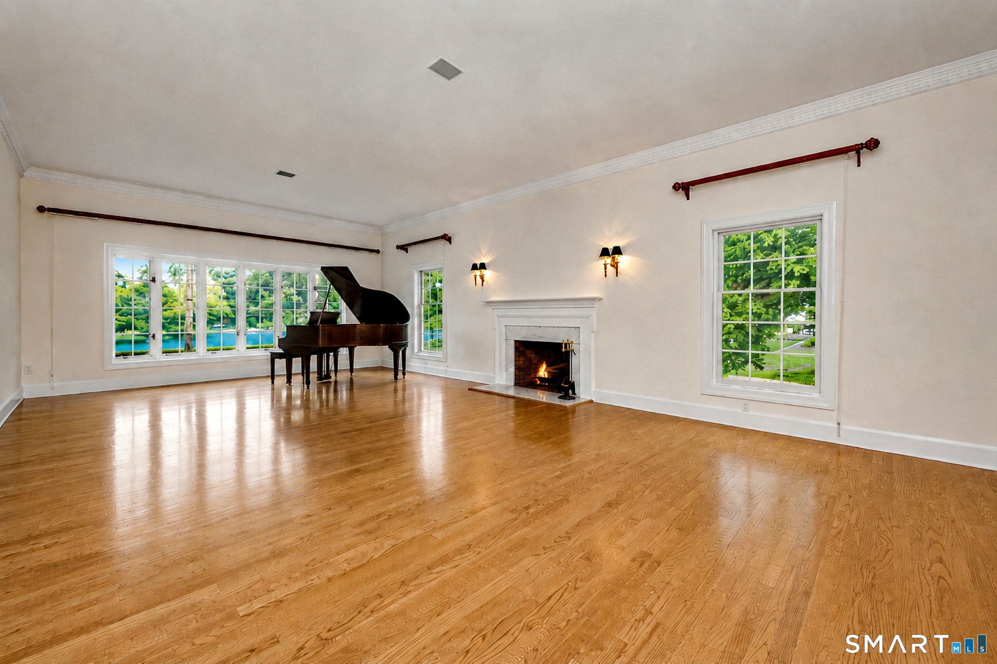 152 West River Street Milford CT 06460