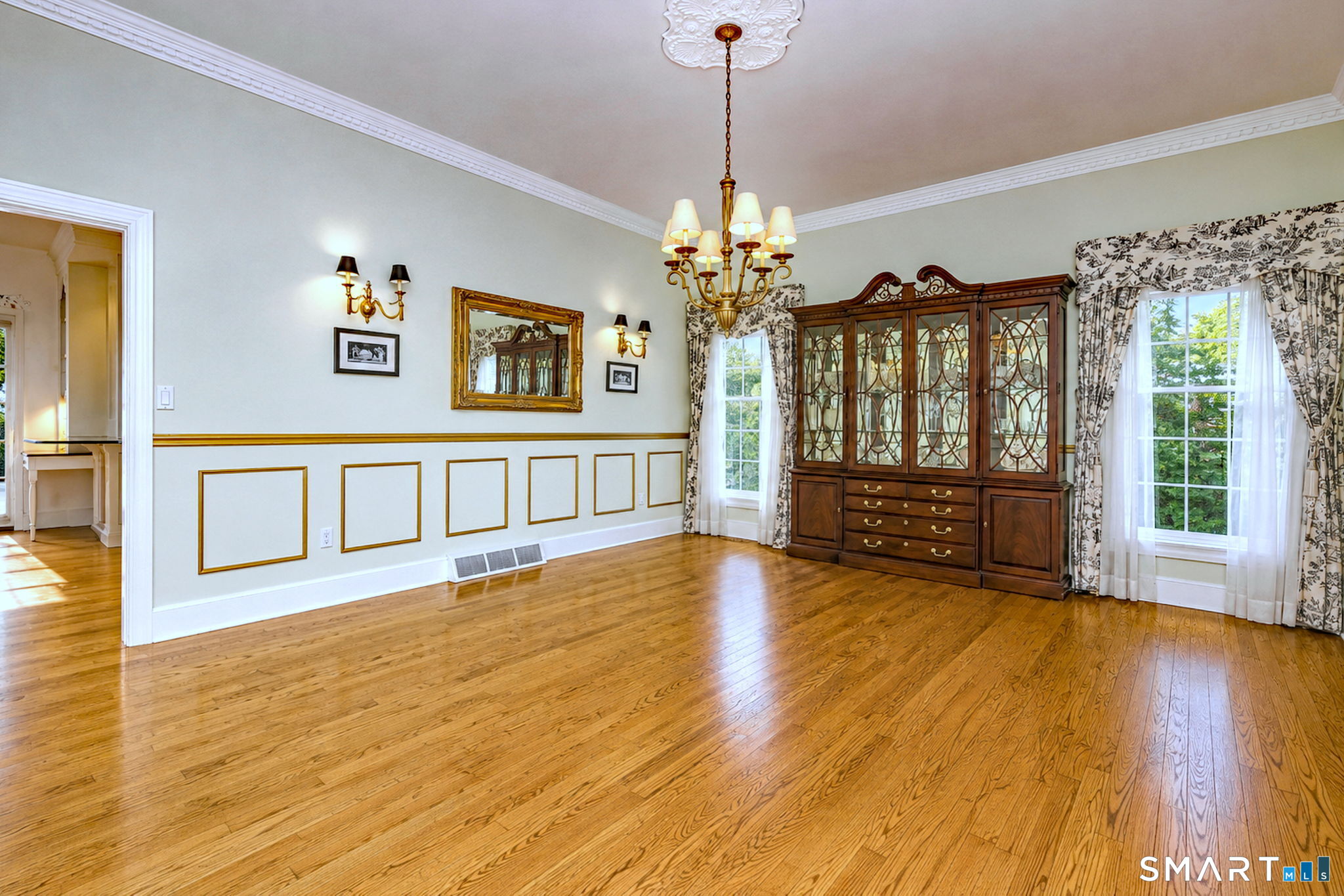 152 West River Street Milford CT 06460