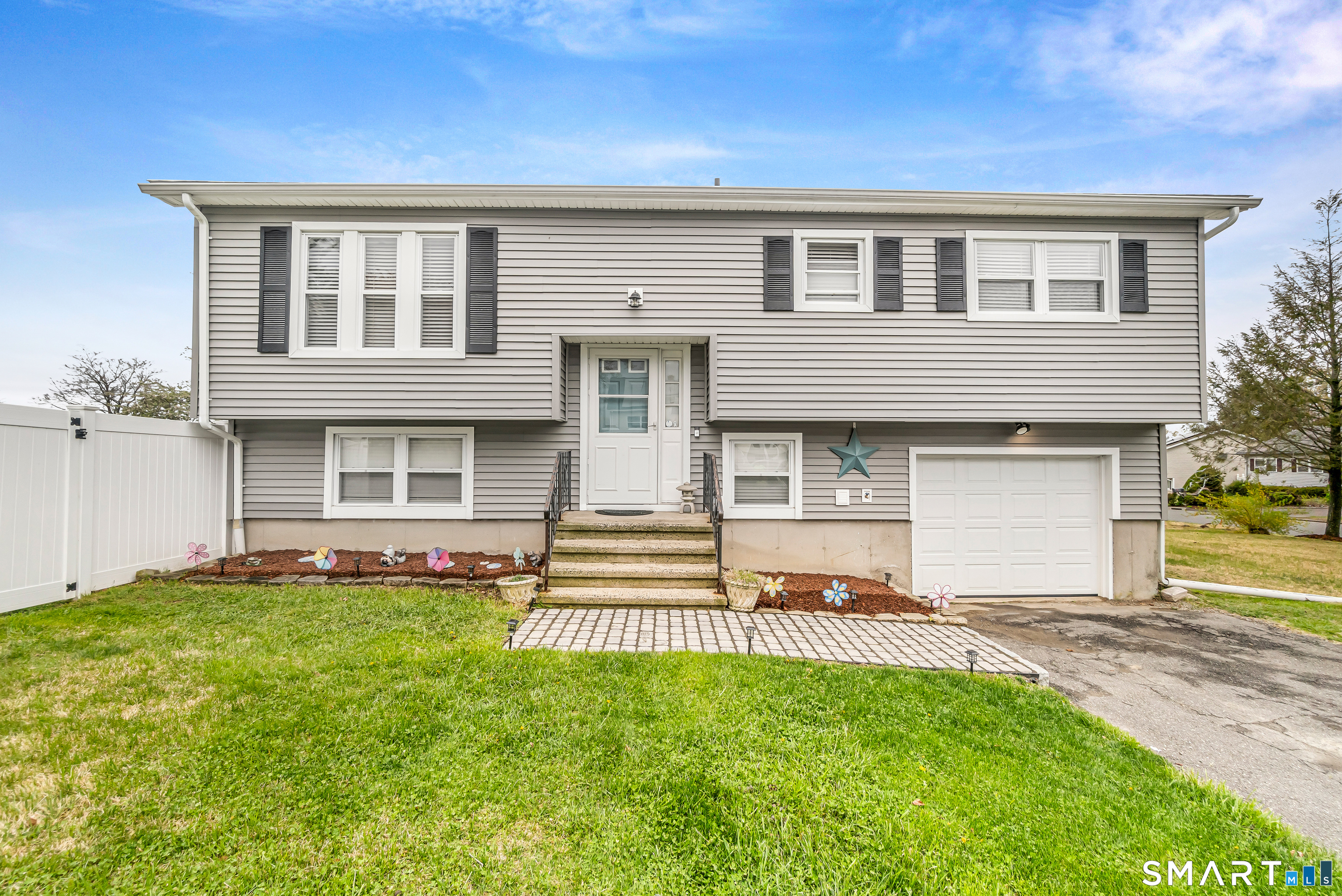 3 Cardinal Lane Naugatuck CT 06770