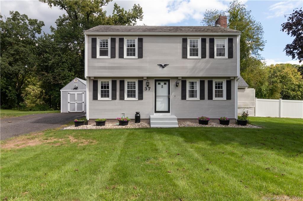 37 Blueberry Circle Ellington CT 06029