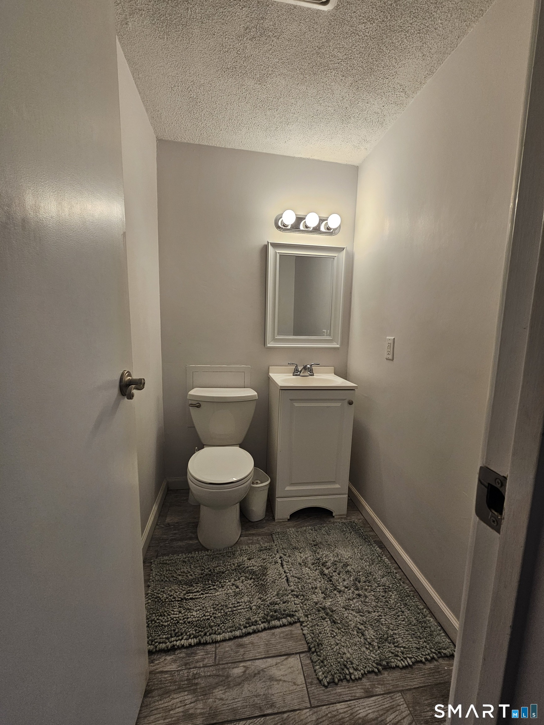 12 Woodlot Lane Middletown CT 06457