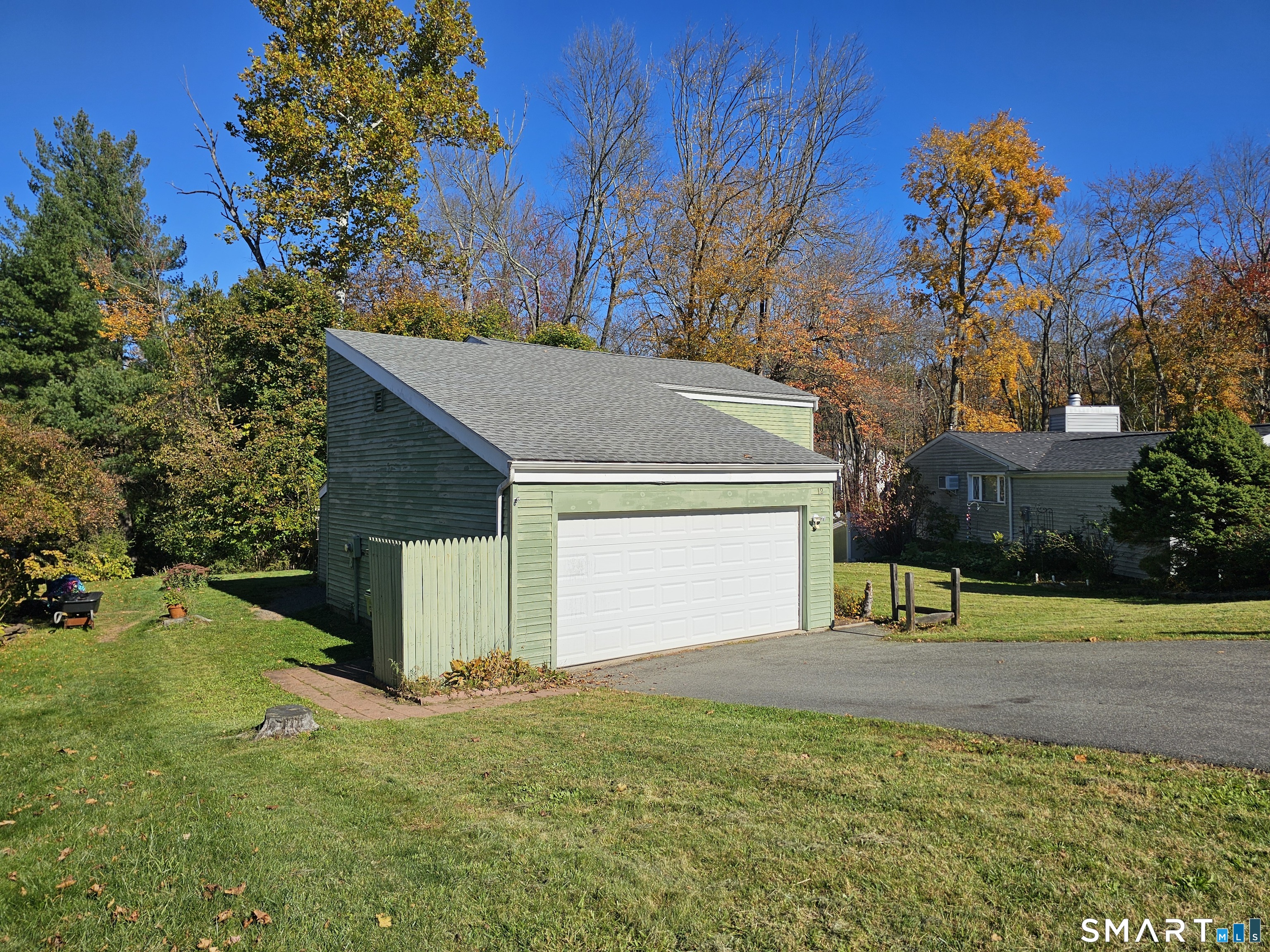 12 Woodlot Lane Middletown CT 06457
