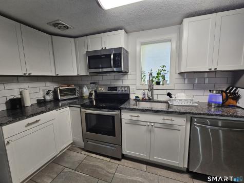 12 Woodlot Lane Middletown CT 06457