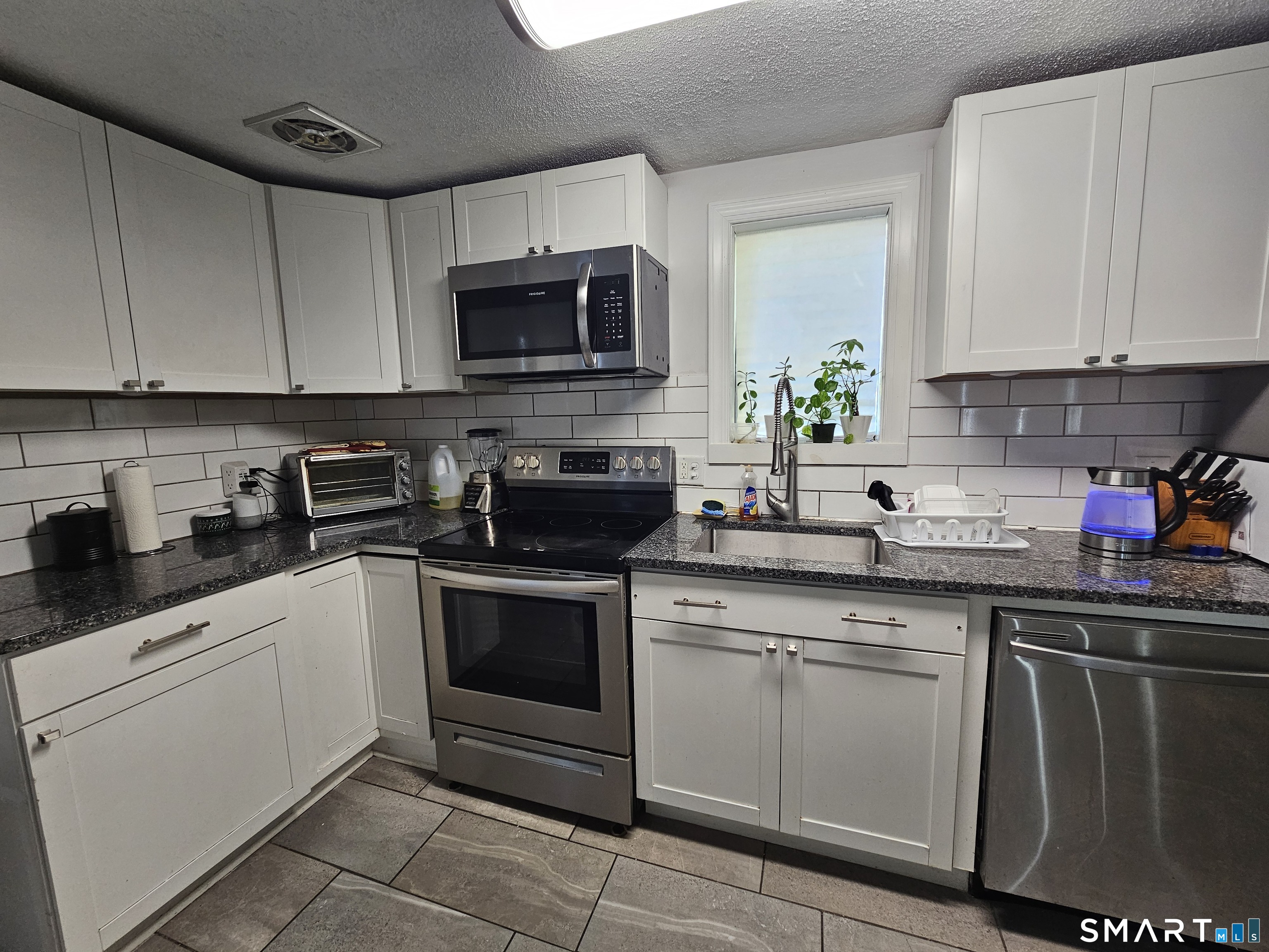 12 Woodlot Lane Middletown CT 06457