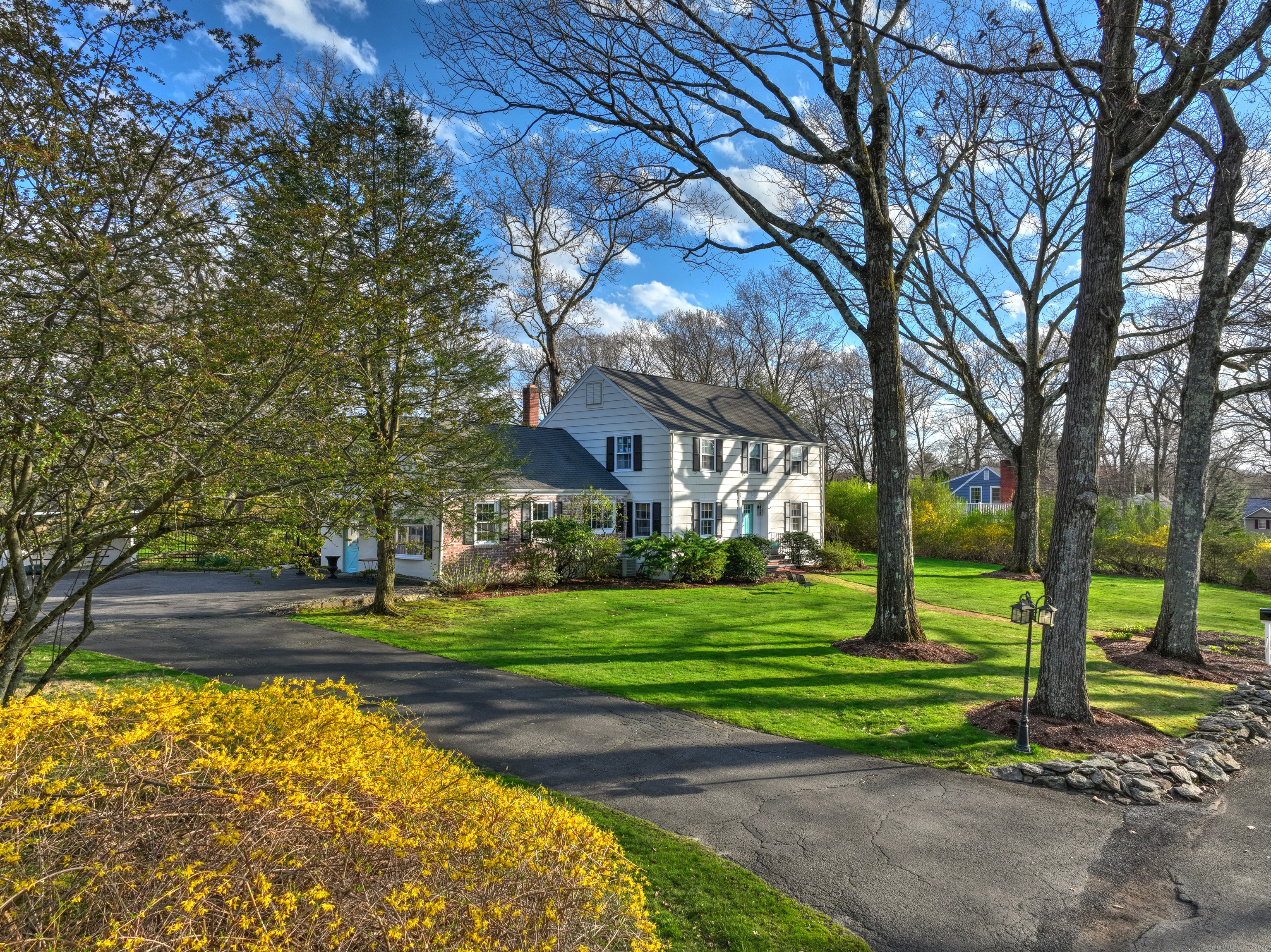 25 Southfield Road Easton CT 06612