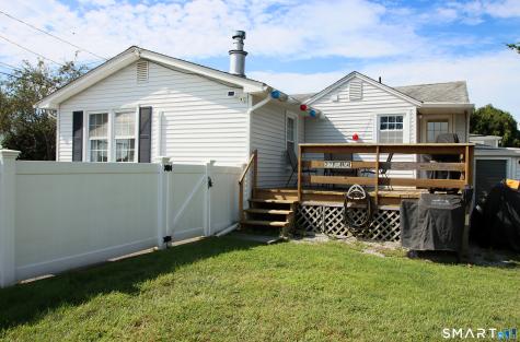 18 Dorothy Road Westbrook CT 06498