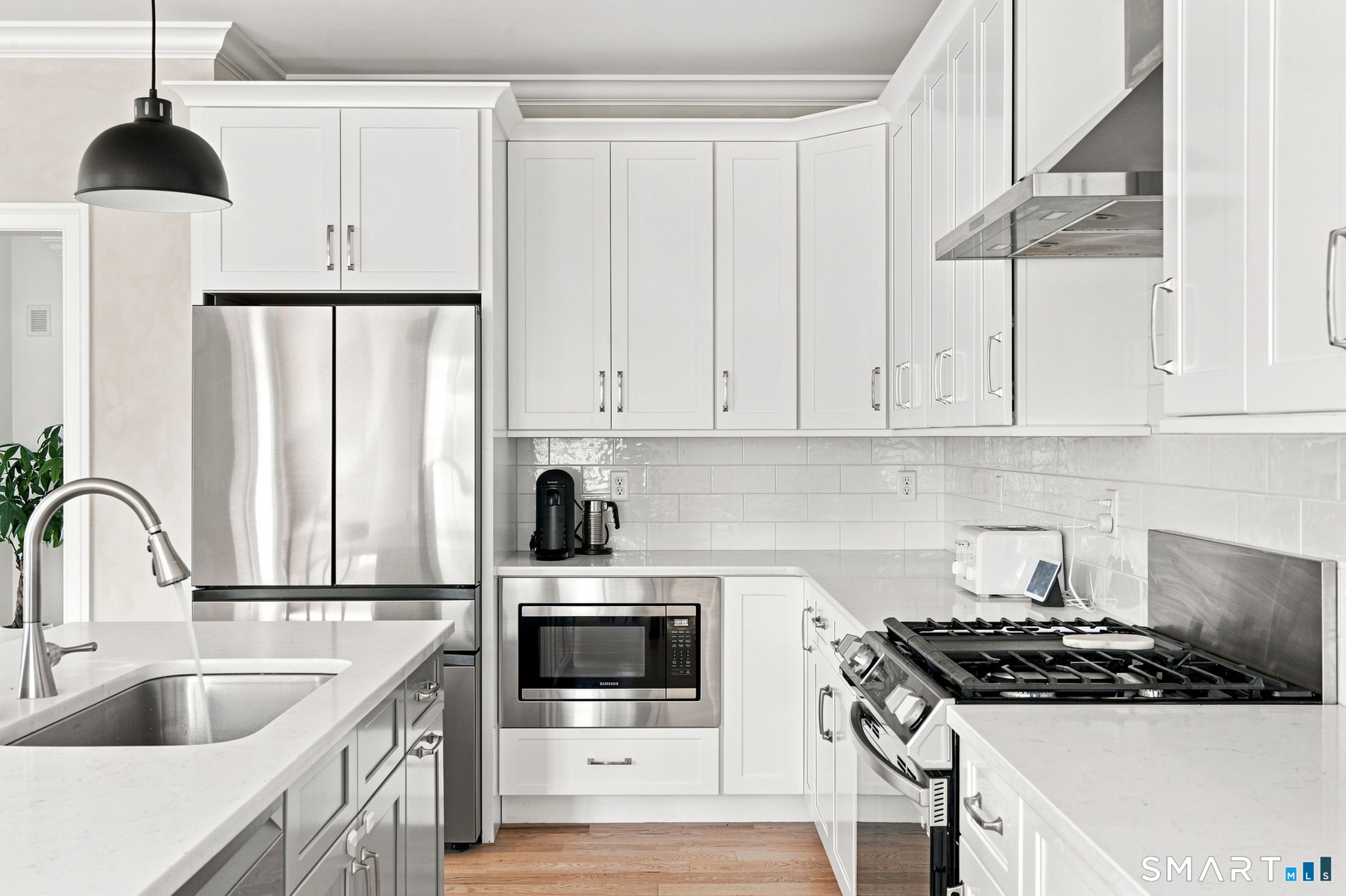 78 Oakwood Circle Plainville CT 06062
