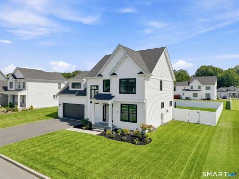 78 Oakwood Circle Plainville CT 06062