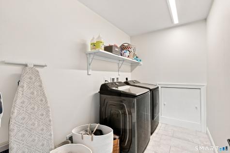 78 Oakwood Circle Plainville CT 06062