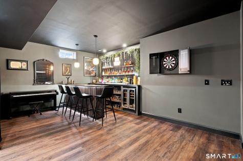 78 Oakwood Circle Plainville CT 06062