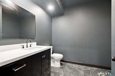 78 Oakwood Circle Plainville CT 06062