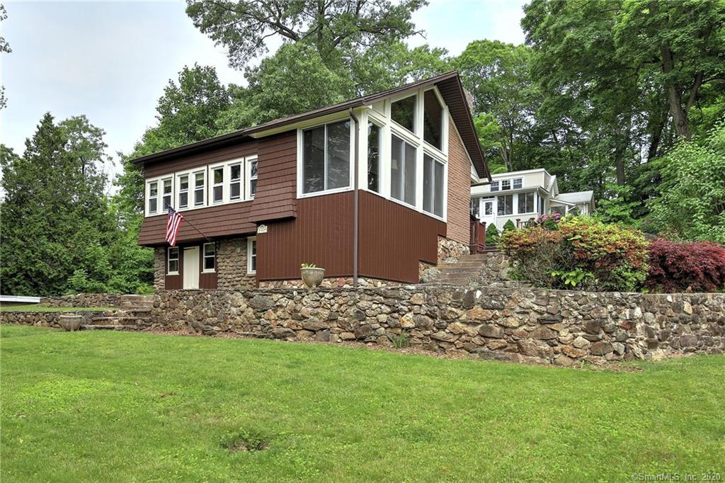 21 Edge Hill Road Guilford CT 06437