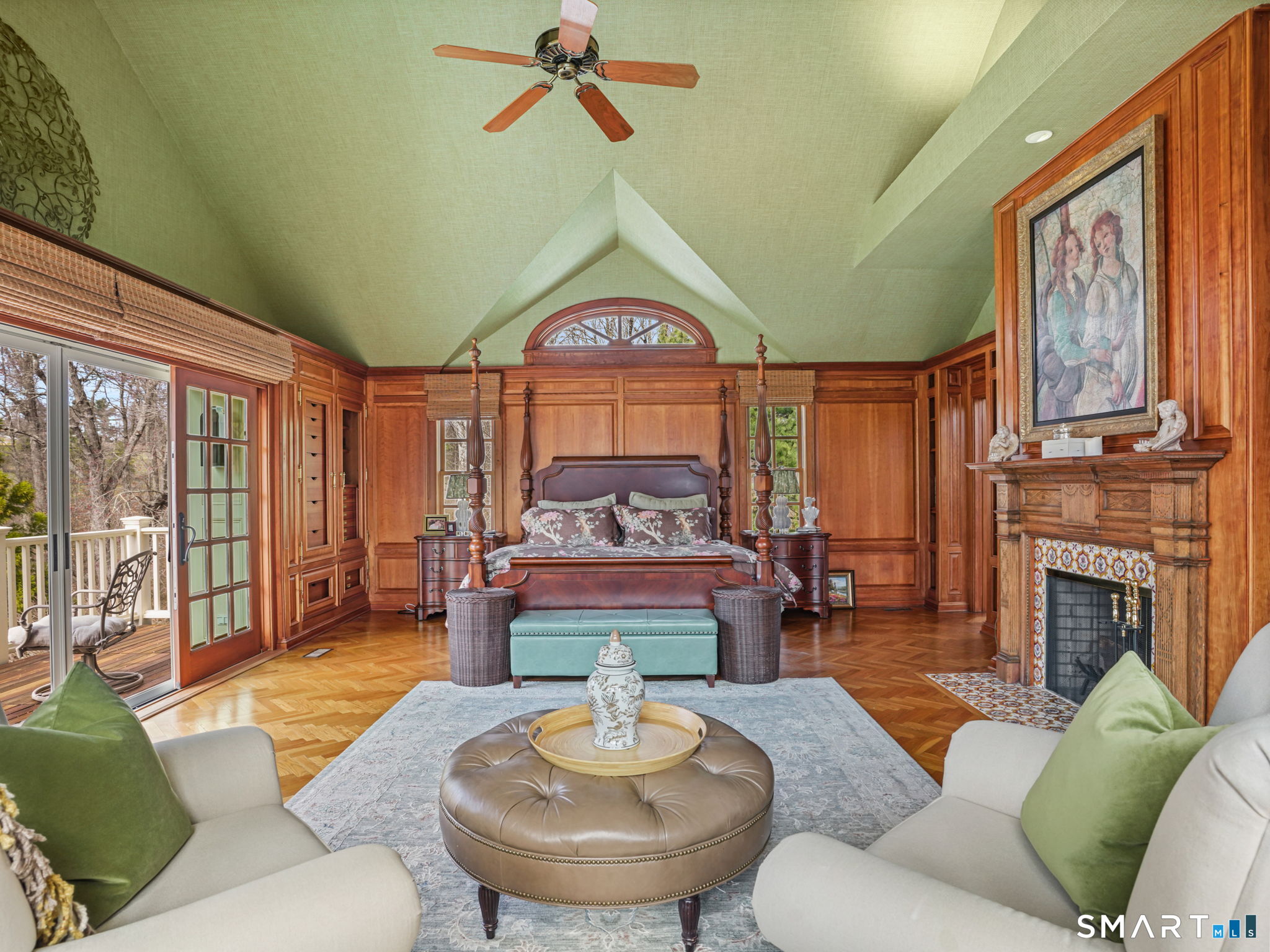 1218 Smith Ridge Road New Canaan CT 06840