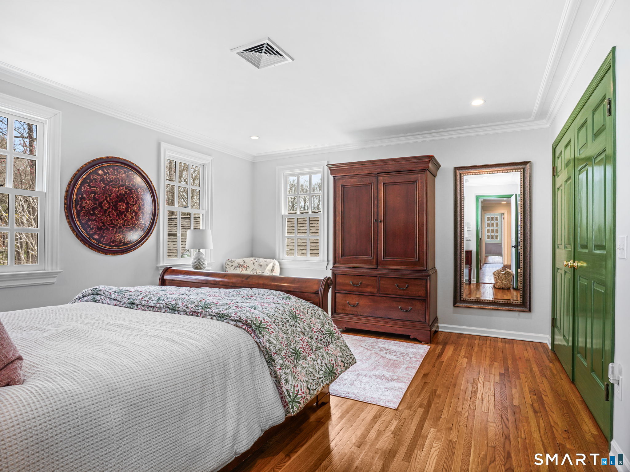 1218 Smith Ridge Road New Canaan CT 06840
