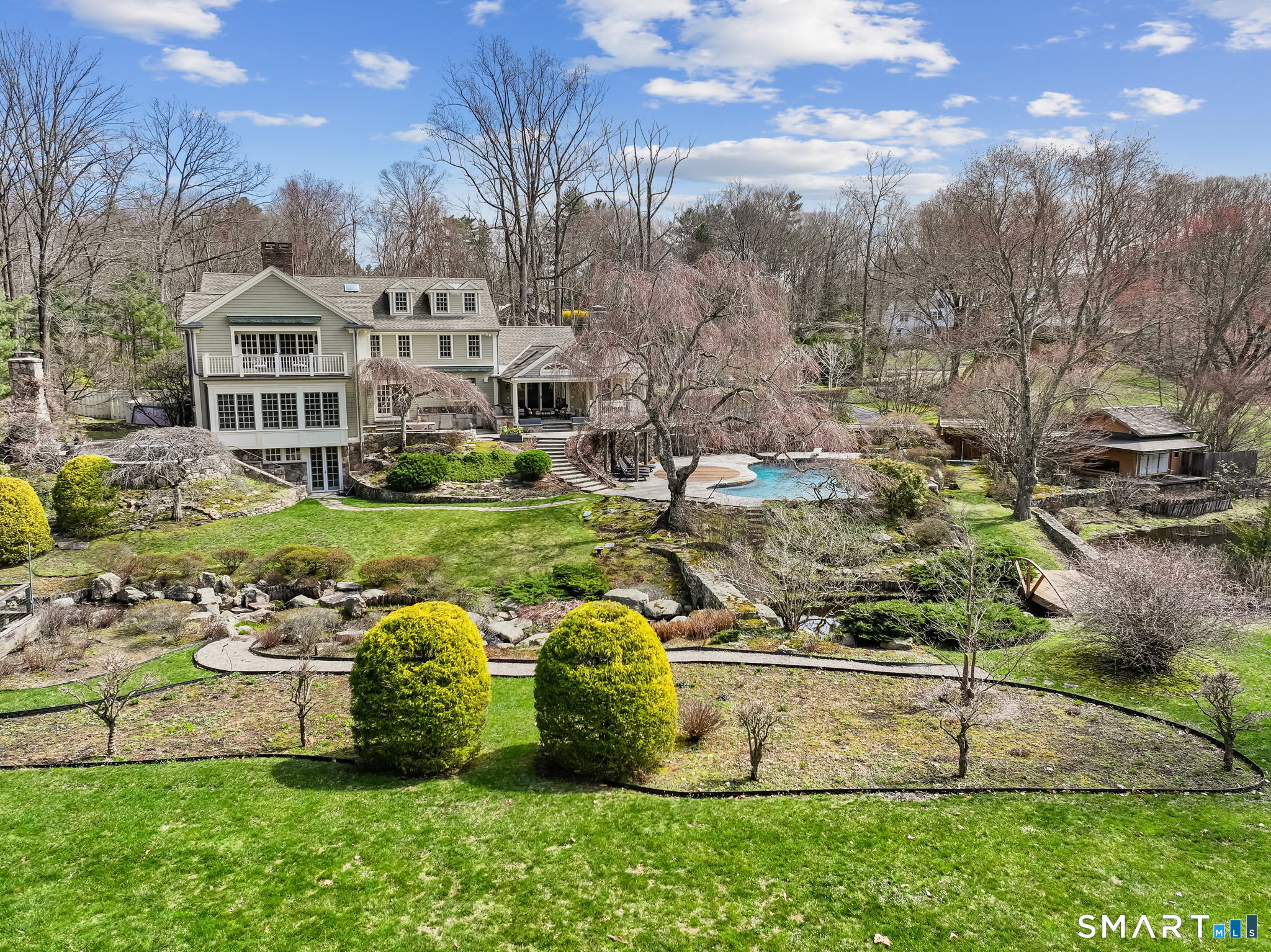 1218 Smith Ridge Road New Canaan CT 06840
