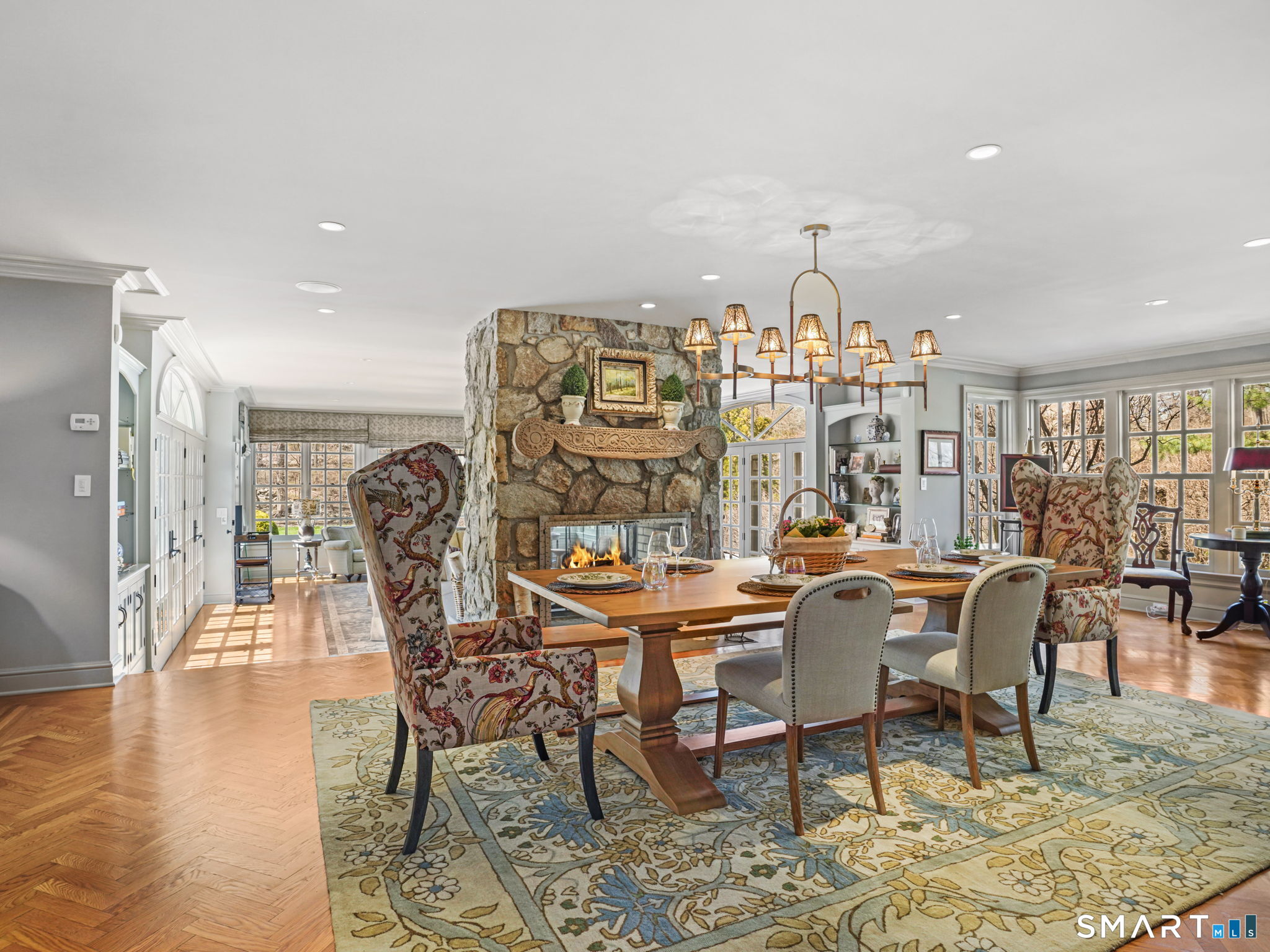 1218 Smith Ridge Road New Canaan CT 06840
