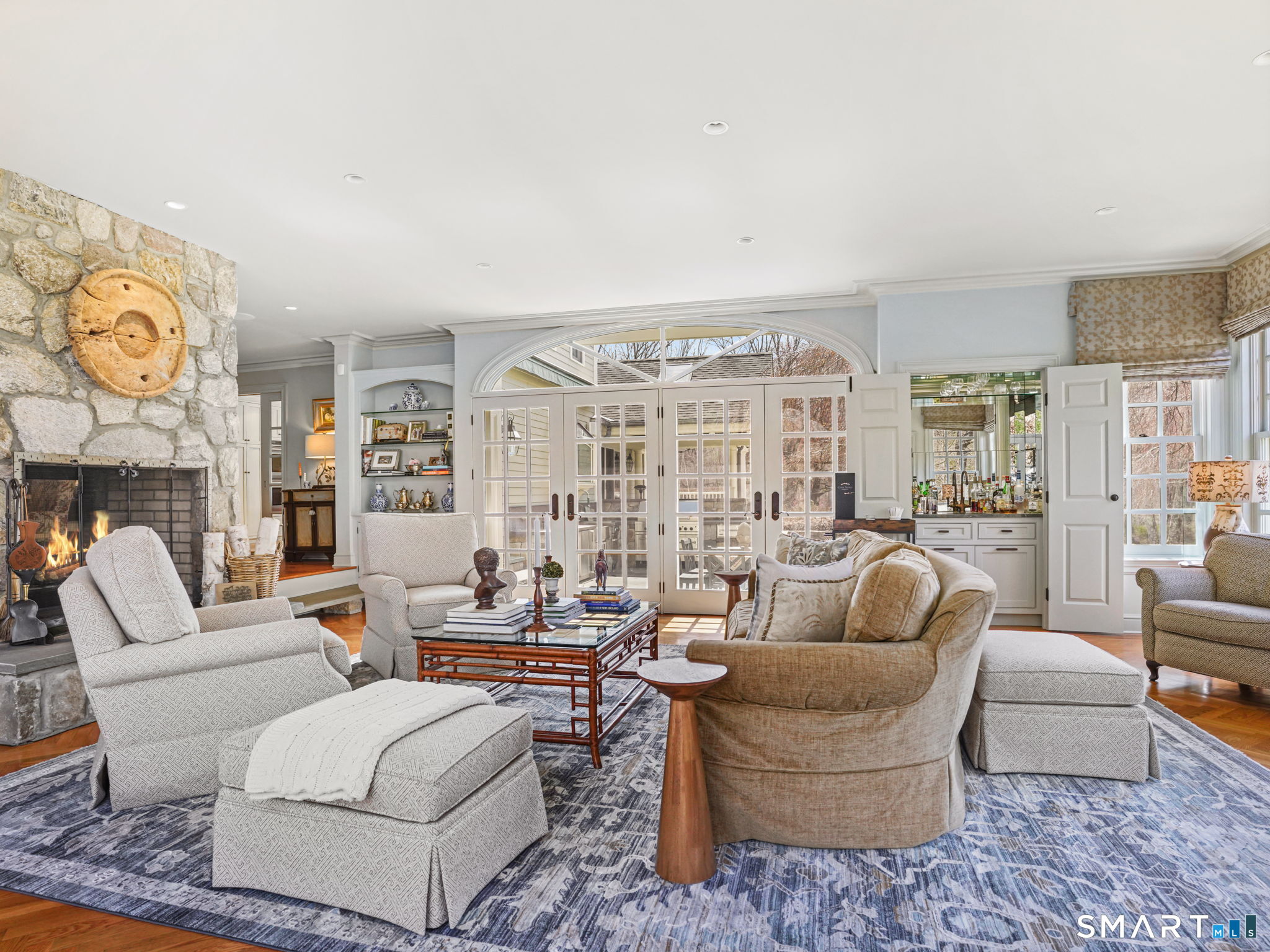 1218 Smith Ridge Road New Canaan CT 06840