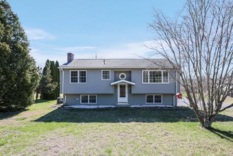 15 Marion Lane Canterbury CT 06331